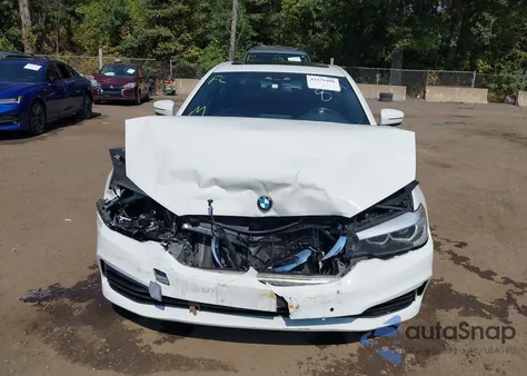 2019 BMW 530I xDrive из США, поврежденный, VIN WBAJA7C57KWW18981